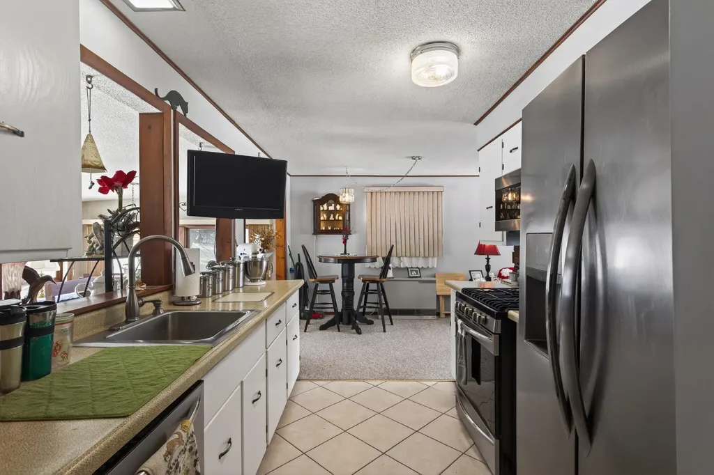 10 Butler Drive Lewiston ME 04240