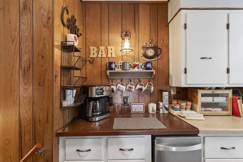10 Butler Drive Lewiston ME 04240