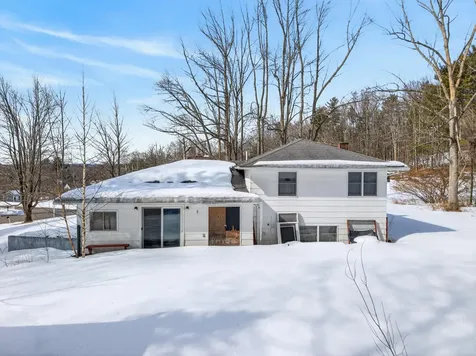 10 Butler Drive Lewiston ME 04240