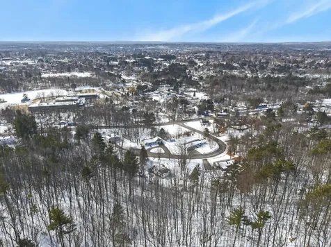 10 Butler Drive Lewiston ME 04240