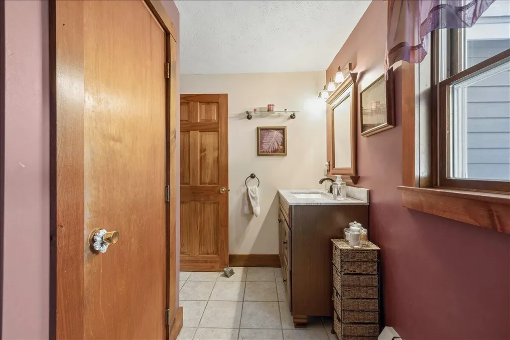 5 Heidi Street Sanford ME 04083