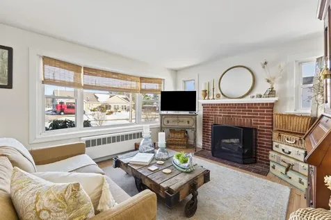 8 Millbrook Road Scarborough ME 04074