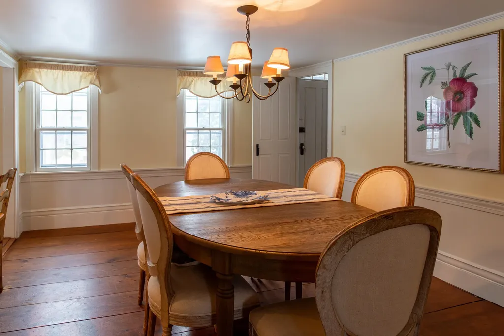 5 School Street Kennebunkport ME 04046