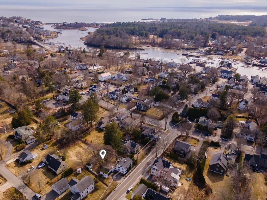 5 School Street Kennebunkport ME 04046