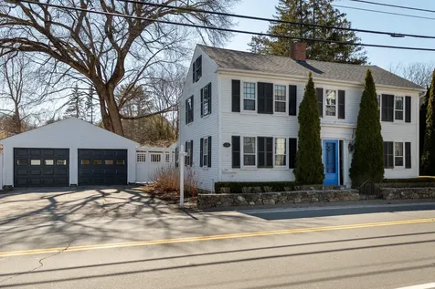 5 School Street Kennebunkport ME 04046