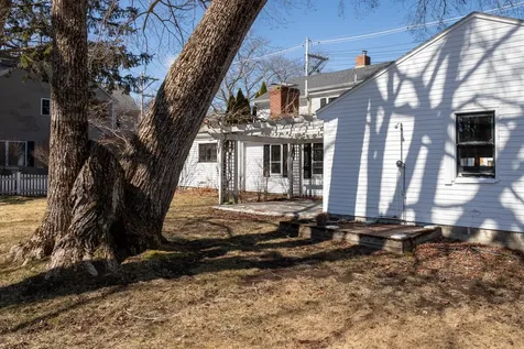 5 School Street Kennebunkport ME 04046