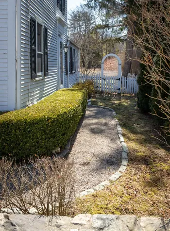 5 School Street Kennebunkport ME 04046