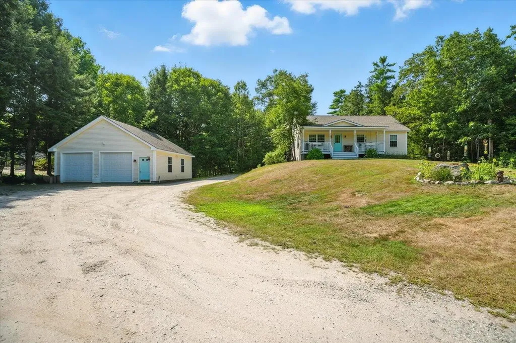 432 Meadow Road Casco ME 04015