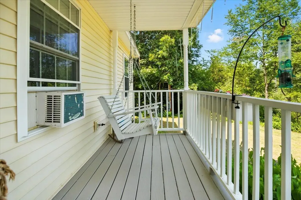 432 Meadow Road Casco ME 04015