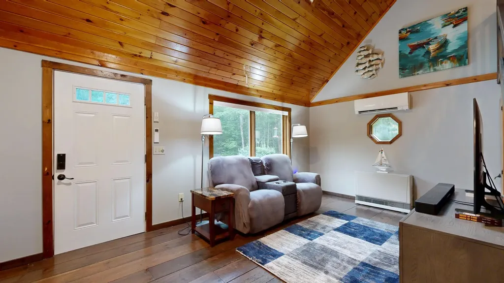 16 Shady Lane Jefferson ME 04348