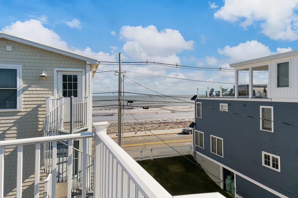 115 Long Beach Avenue York ME 03909