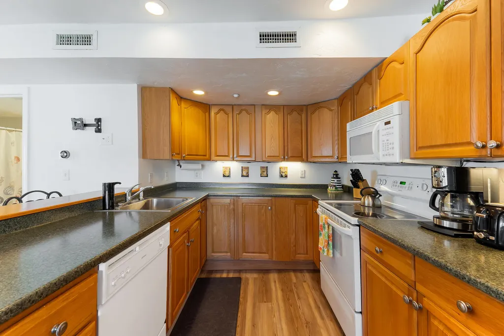 115 Long Beach Avenue York ME 03909