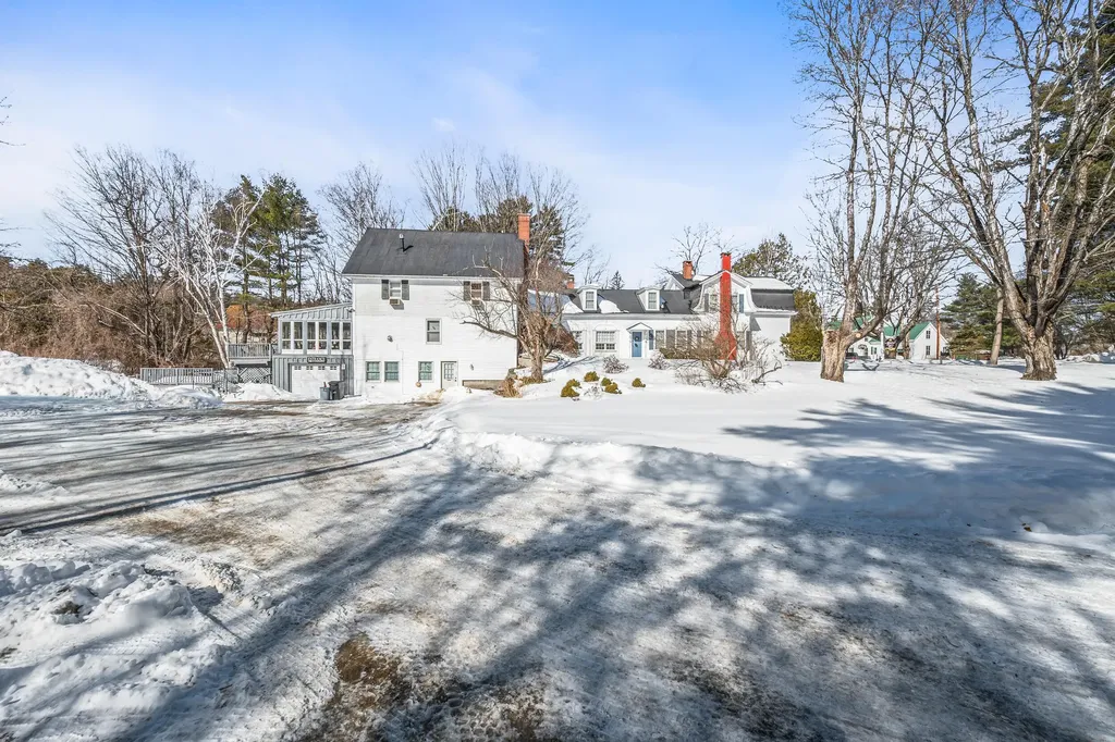 27 Elm Street Fryeburg ME 04037