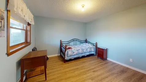 303 Phinney Farm Road Lincoln ME 04457