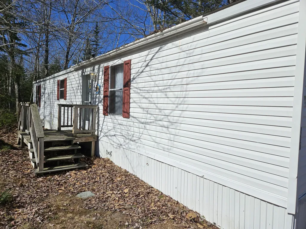 115 Penney Lane Bradley ME 04411
