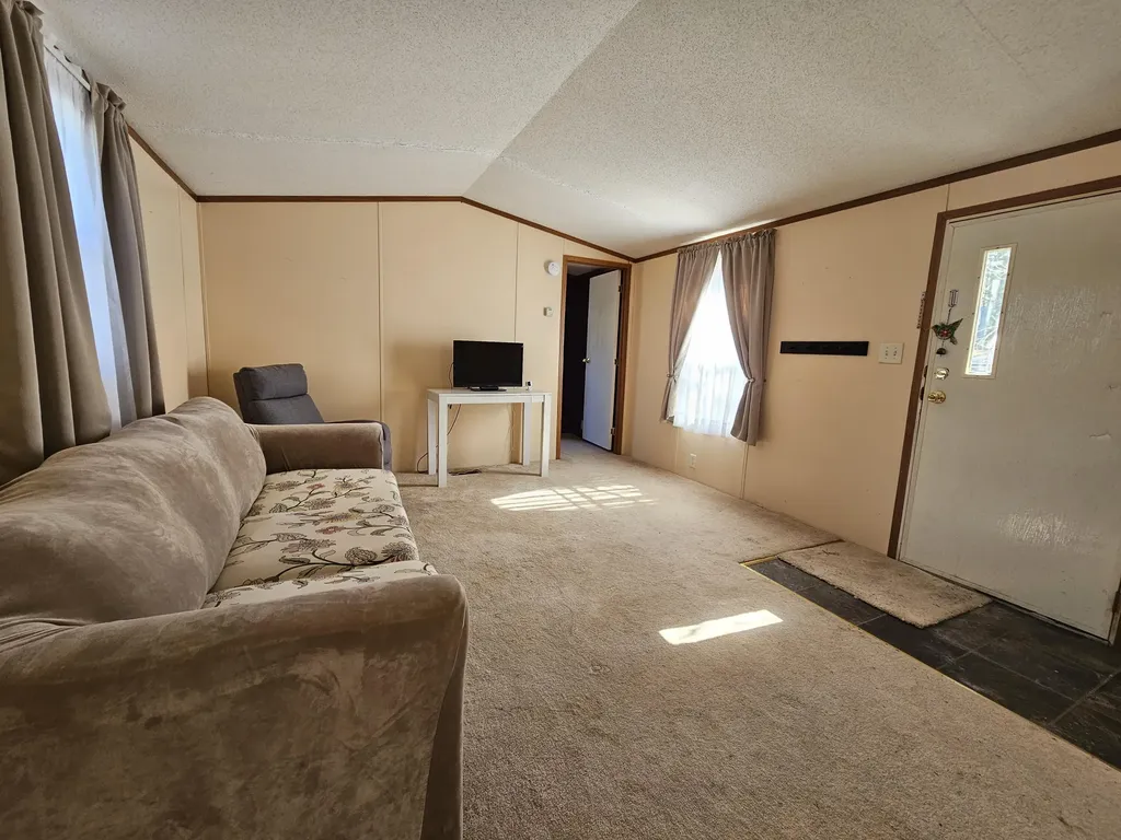 115 Penney Lane Bradley ME 04411