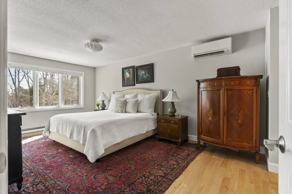 37 Wildwood Drive Cape Elizabeth ME 04107