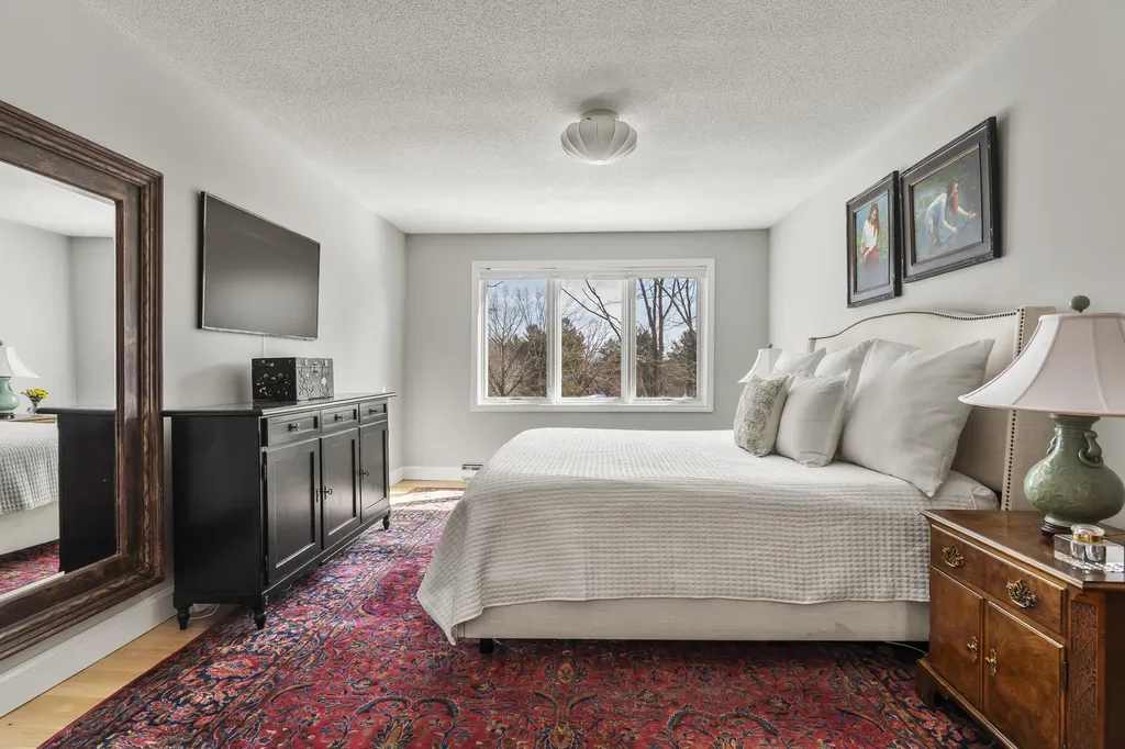 37 Wildwood Drive Cape Elizabeth ME 04107