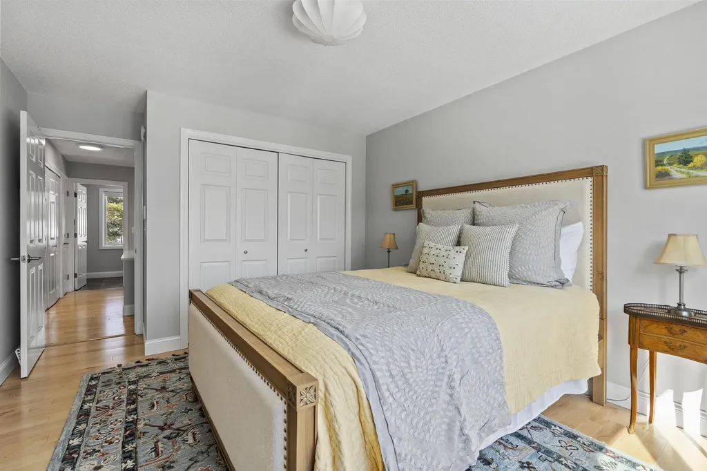 37 Wildwood Drive Cape Elizabeth ME 04107