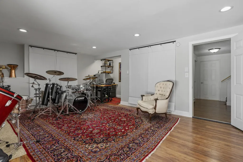 37 Wildwood Drive Cape Elizabeth ME 04107