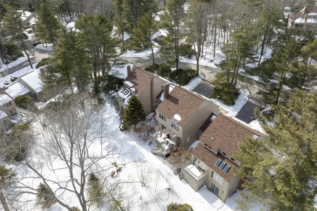 37 Wildwood Drive Cape Elizabeth ME 04107