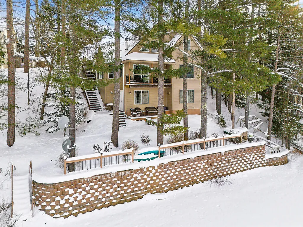 559 Ridge Road Chesterville ME 04938
