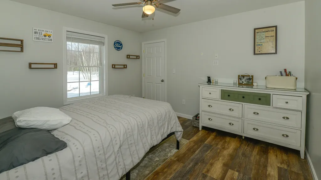 7 Silver Way Oxford ME 04270