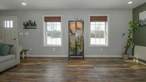 7 Silver Way Oxford ME 04270