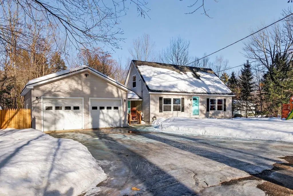 42 Center Bridge Road Turner ME 04282