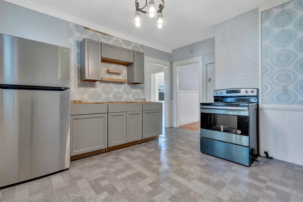 10 Deane Street Portland ME 04102