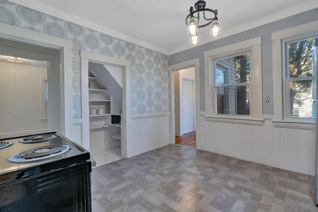 10 Deane Street Portland ME 04102