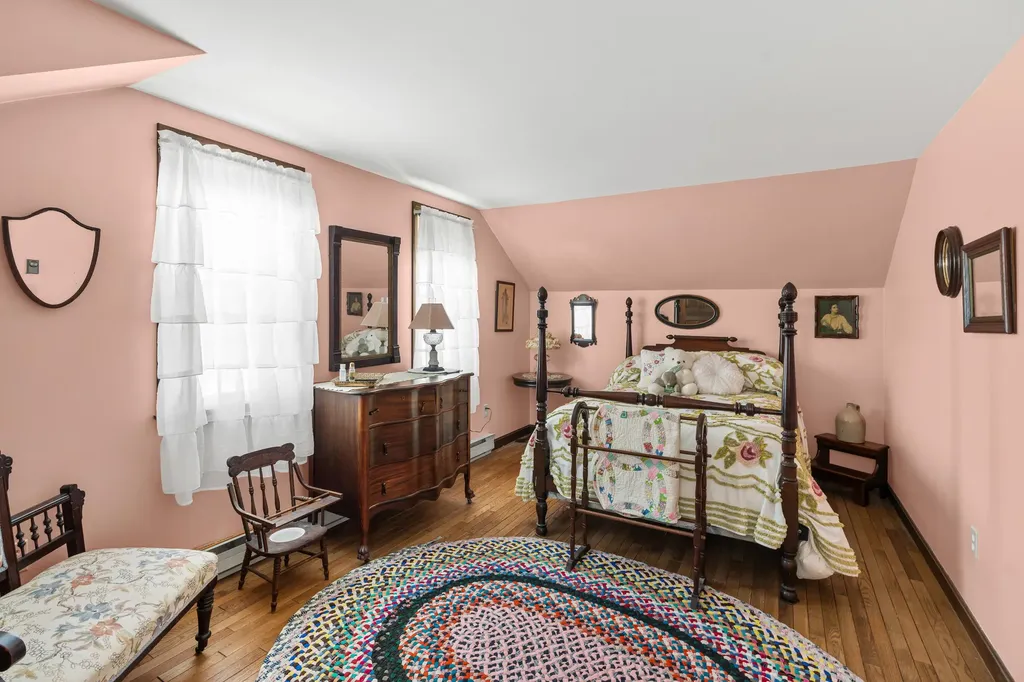 1484 Washington Street Bath ME 04530