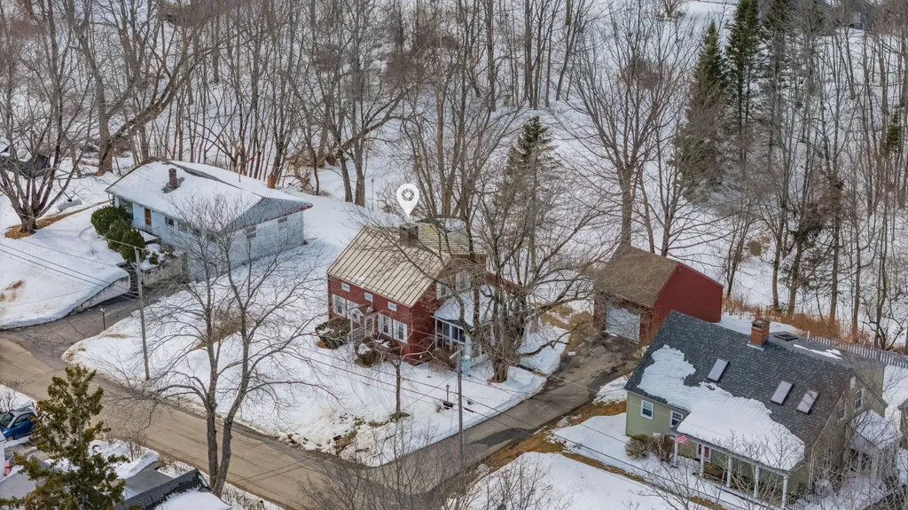 1484 Washington Street Bath ME 04530