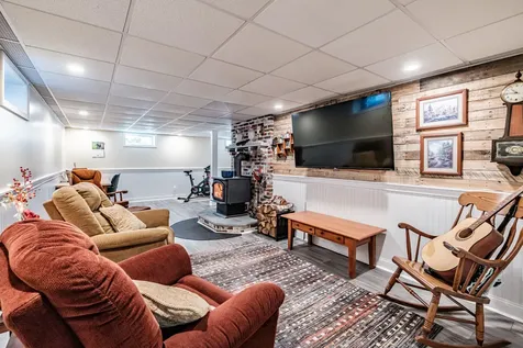 7 Aspen Lane Gorham ME 04038