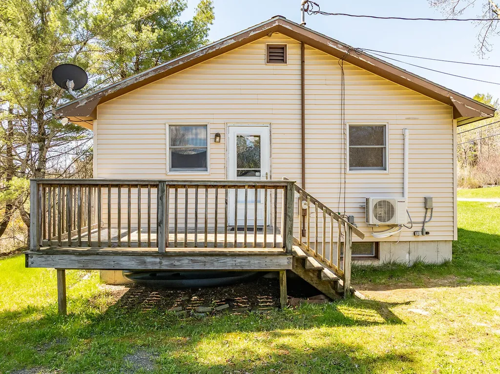 117 Beechwood Street Thomaston ME 04861