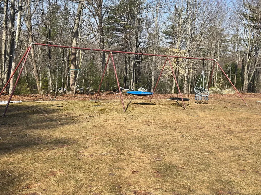 316 Pond Road Wayne ME 04284