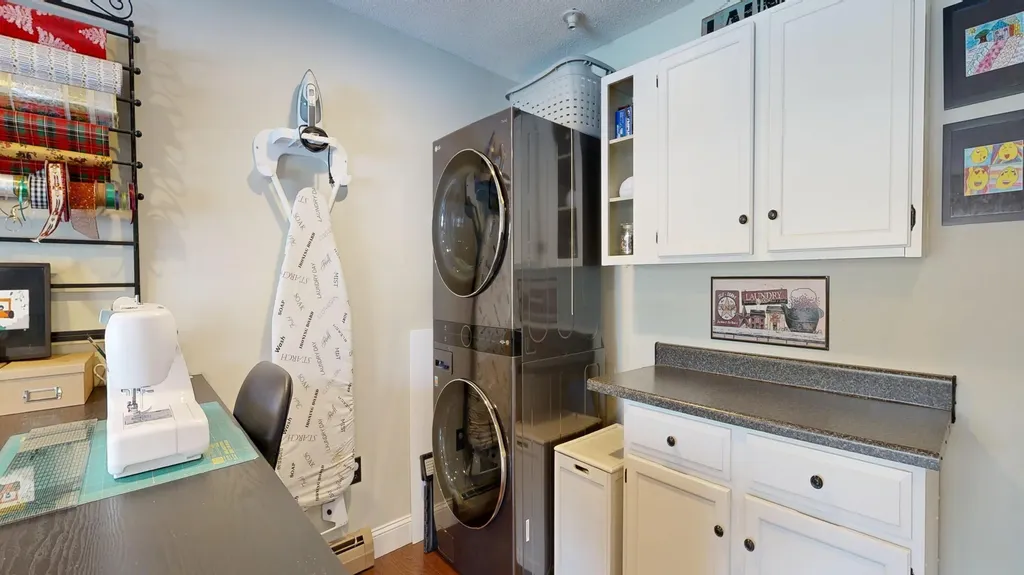 316 Pond Road Wayne ME 04284