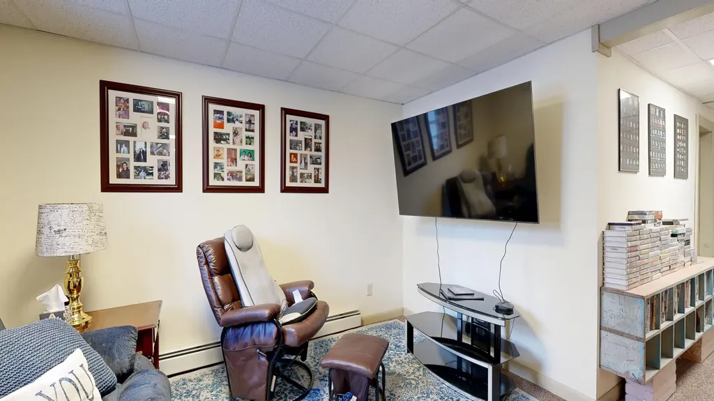 316 Pond Road Wayne ME 04284