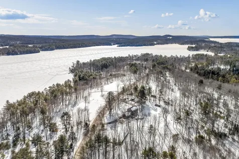 316 Pond Road Wayne ME 04284