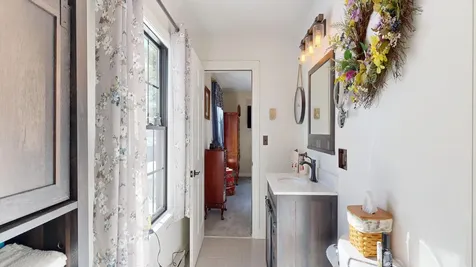 316 Pond Road Wayne ME 04284