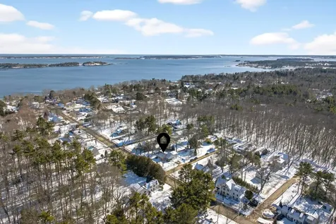 24 Johnson Road Falmouth ME 04105