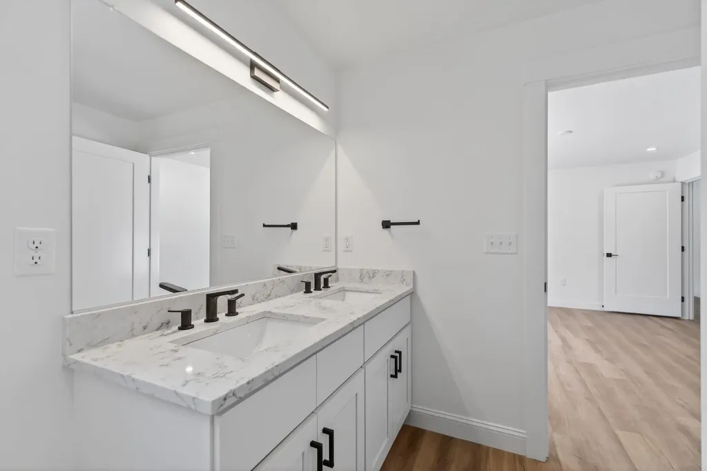7 Village Green Circle Oakland ME 04963