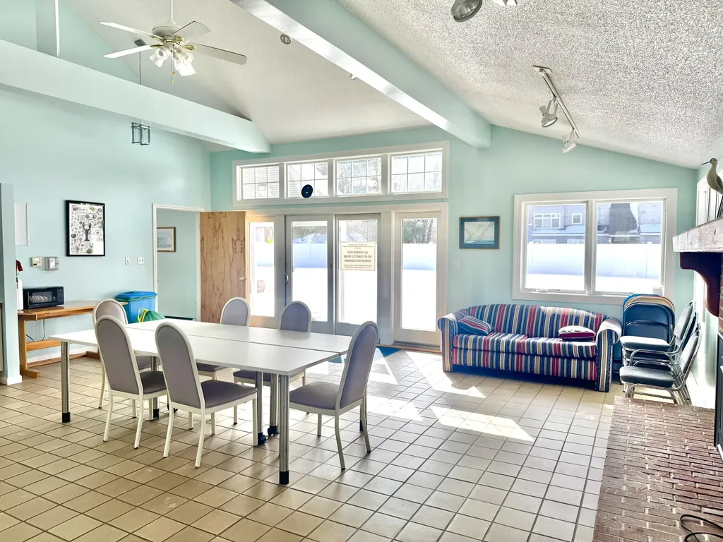 146 W Grand Avenue Old Orchard Beach ME 04064