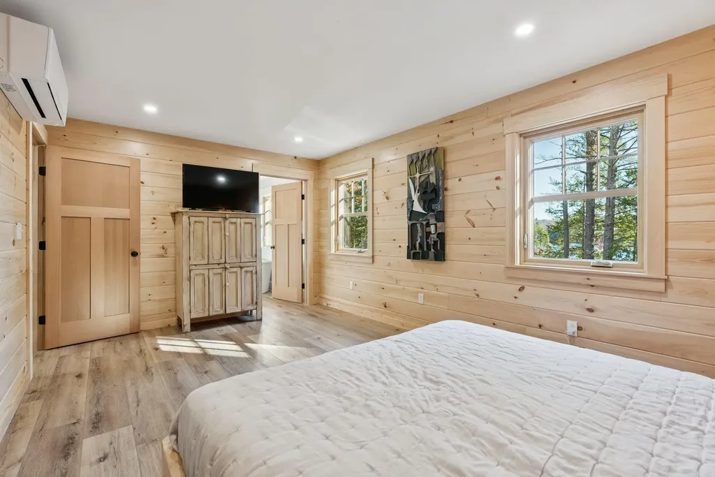 90 Macomber Road Readfield ME 04355