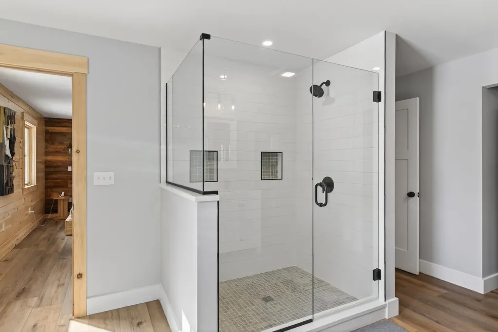90 Macomber Road Readfield ME 04355