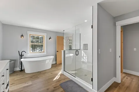 90 Macomber Road Readfield ME 04355