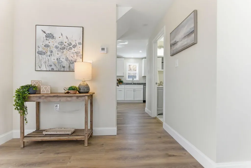 20 Taggart Avenue Westbrook ME 04092