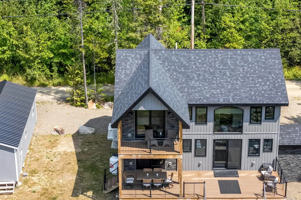 39 Pratt Lane Danforth ME 04424