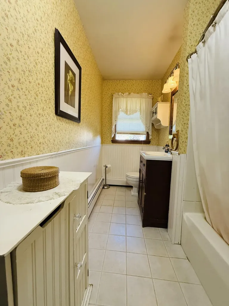 6 Lorraine Avenue Brewer ME 04412