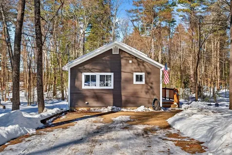 37 Sunny Lane Sanford ME 04073